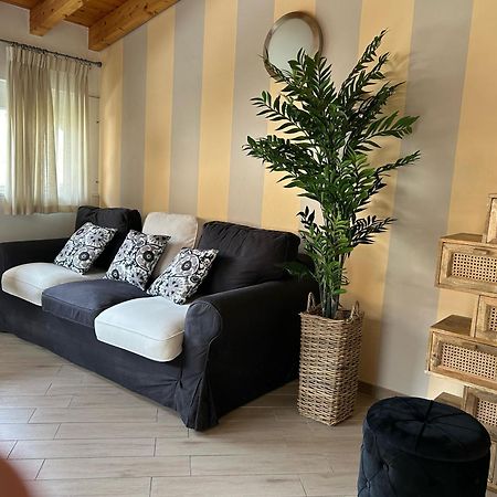 Menaggio Down Town Apartment Exterior photo